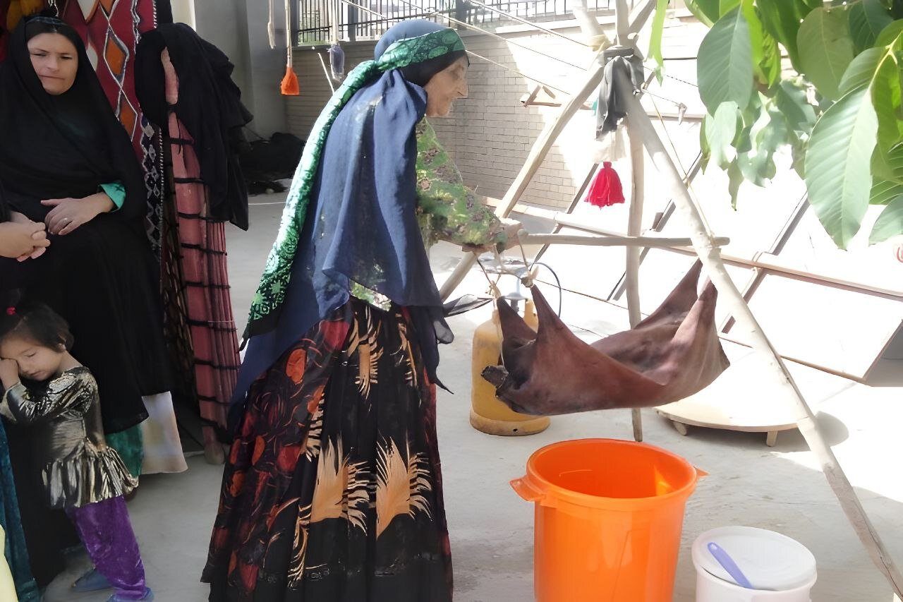 دامن پرچین، چوقای مردانه و حجابی که زاگرس به آن میبالد