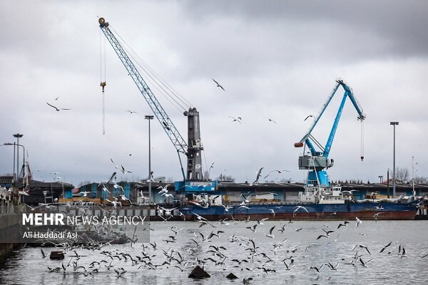 صادرات،ماهه،مثبت،غرب،درصد،منفي،آسيا،تجاري