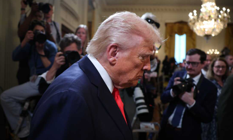 سایه اپستین بر سر کاخ سفید؛ کدام اسرار ترامپ با ایمیل‌های جدید فاش شد؟