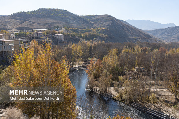 طبیعت پاییزی زاینده رود