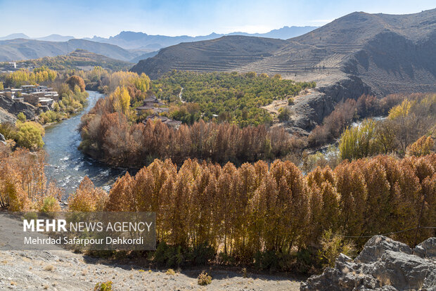 طبیعت پاییزی زاینده رود