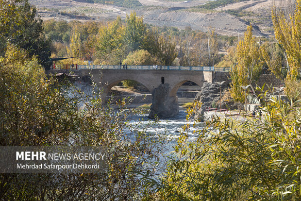 طبیعت پاییزی زاینده رود