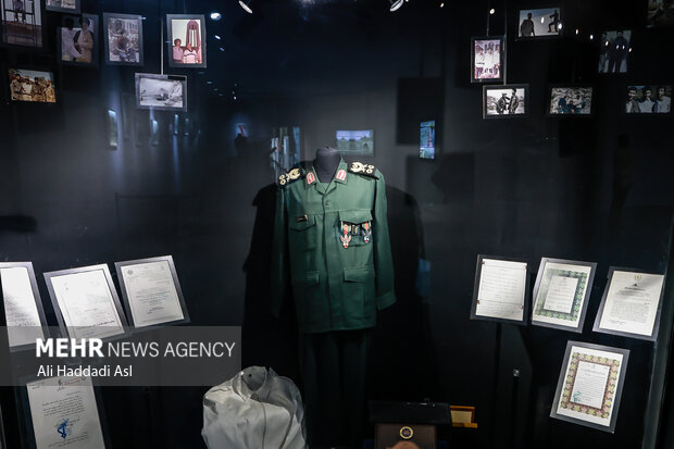 نمایشگاه موشکی هوا فضا سپاه