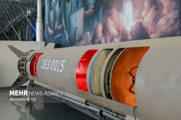 نمایشگاه موشکی هوا فضا سپاه