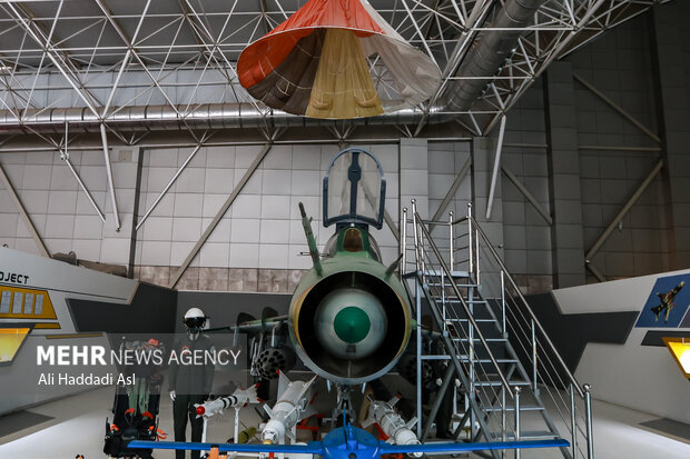 نمایشگاه موشکی هوا فضا سپاه