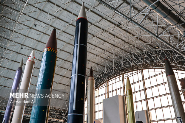 نمایشگاه موشکی هوا فضا سپاه