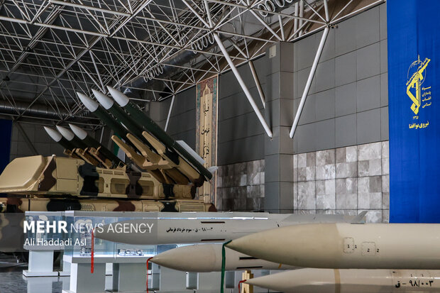 نمایشگاه موشکی هوا فضا سپاه