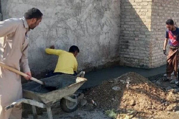 بازسازی معابر شهر دلگان توسط جوانان جهادی