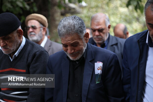 اقامه نماز استسقاء در ورامین به امامت آیت‌الله عباسی خراسانی