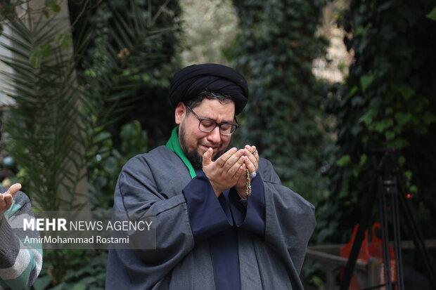 اقامه نماز استسقاء در ورامین به امامت آیت‌الله عباسی خراسانی