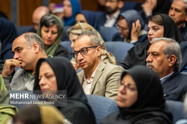 آیین نکوداشت روز کتاب و کتابدار در قزوین