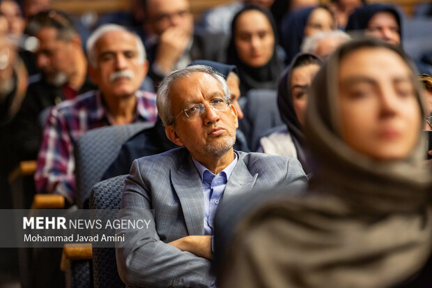 آیین نکوداشت روز کتاب و کتابدار در قزوین