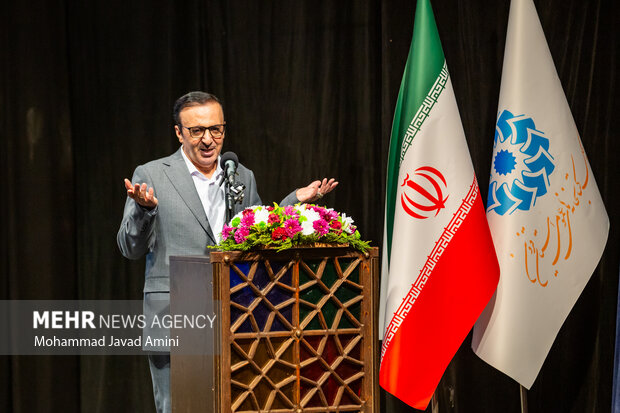 آیین نکوداشت روز کتاب و کتابدار در قزوین