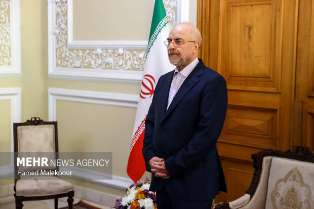 دیدار معاون سیاسی رئیس مجلس لبنان با محمدباقر قالیباف