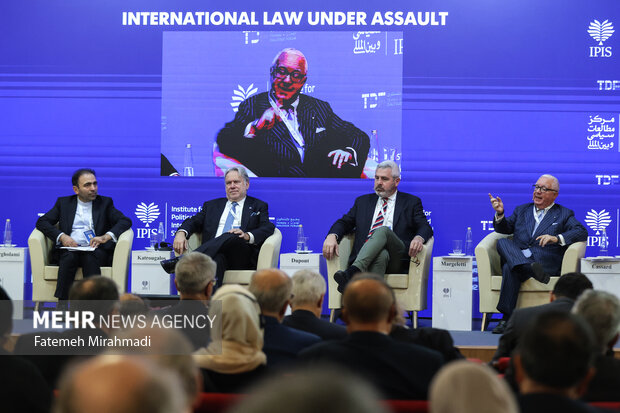 کنفرانس بین‌المللی «حقوق بین‌الملل تحت تهاجم، تجاوز و دفاع»