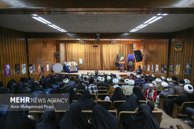 آیین رونمایی از مجموعه ۴۰ جلدی تجربه‌نگاری فرهنگی ـ تبلیغی