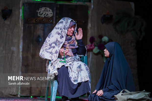 نمایش نور و صدای «آغاز بی پایان»