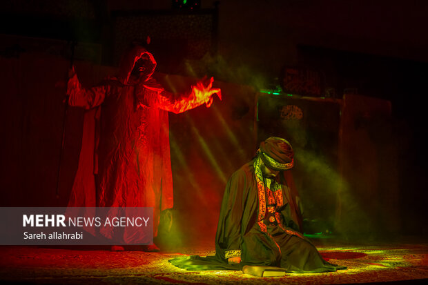 نمایش نور و صدای «آغاز بی پایان»