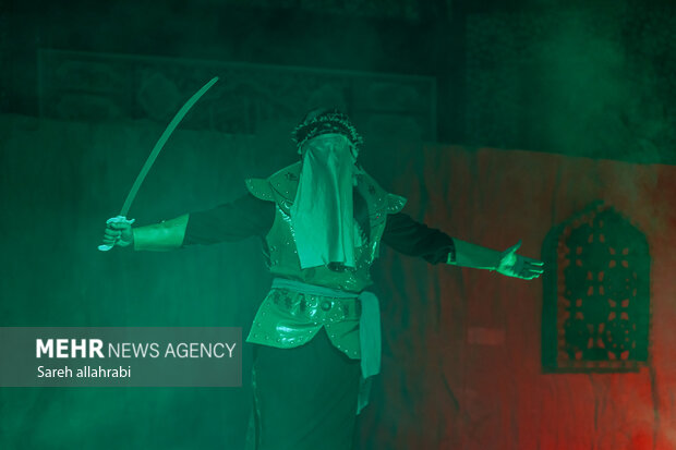 نمایش نور و صدای «آغاز بی پایان»