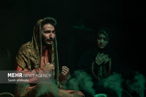 نمایش نور و صدای «آغاز بی پایان»