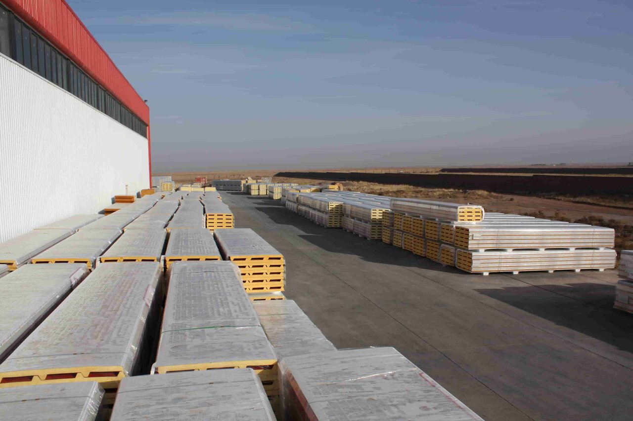 صفر تا صد زیرسازی ساندویچ پانل دیواری