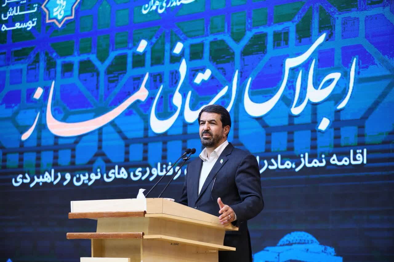 ملانوریشمسی: نماز ریشه بازسازی امید و اعتماد اجتماعی است