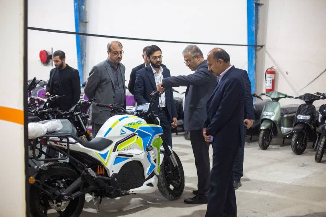 جهش برقی در بوشهر؛ خط تولید جدید موتورسیکلت روشن شد