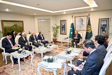 İran Dışişleri Bakan Yardımcısı, Pakistan Dışişleri Bakanı ile görüştü