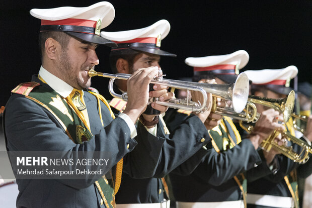 آیین استقبال از پیکر ۶ شهید گمنام دفاع مقدس در شهرکرد