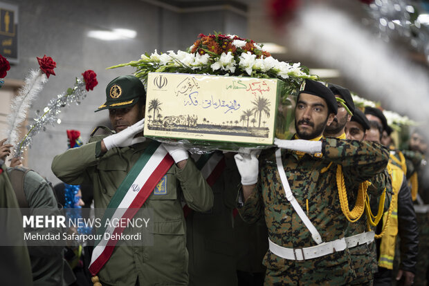 آیین استقبال از پیکر ۶ شهید گمنام دفاع مقدس در شهرکرد