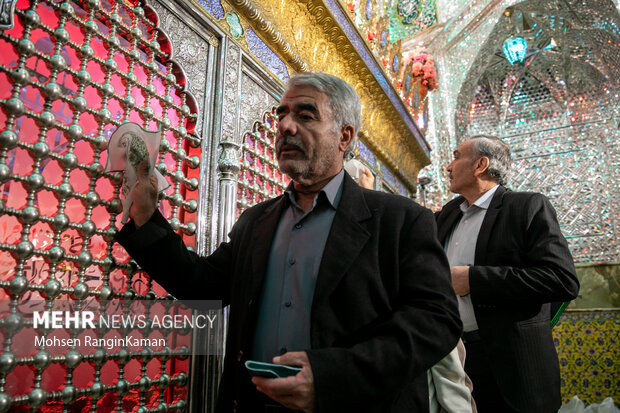 آیین غبارروبی ضریح مطهر آستان مقدس امامزاده صالح (ع)