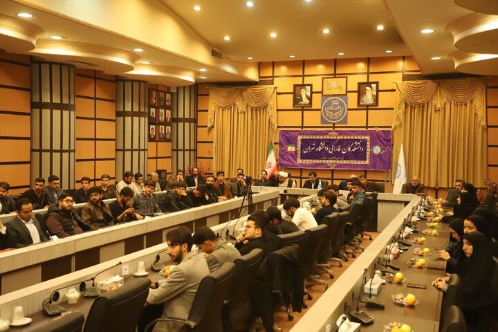 استاندار قم:ایده‌های دانشجویی باید درتصمیم‌سازی استان به‌کار گرفته شود