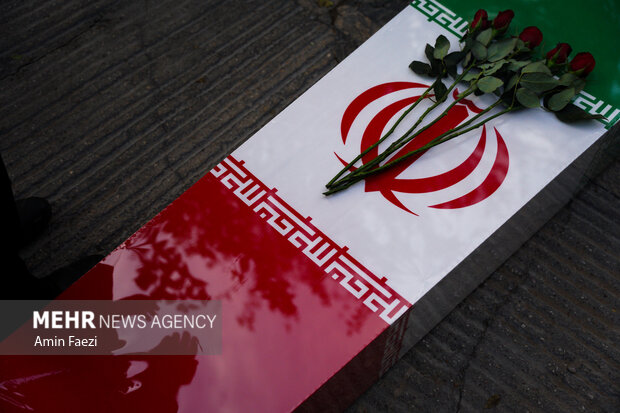 آئین استقبال از شهدای گمنام در شیراز