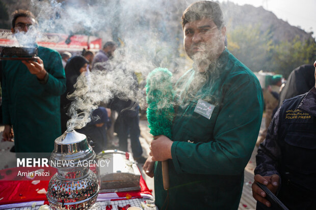 آئین استقبال از شهدای گمنام در شیراز