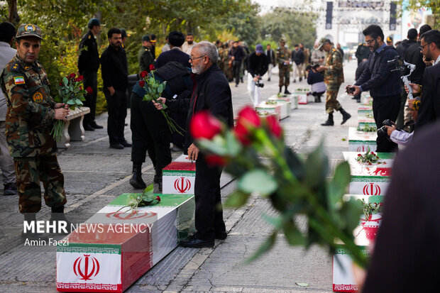 آئین استقبال از شهدای گمنام در شیراز