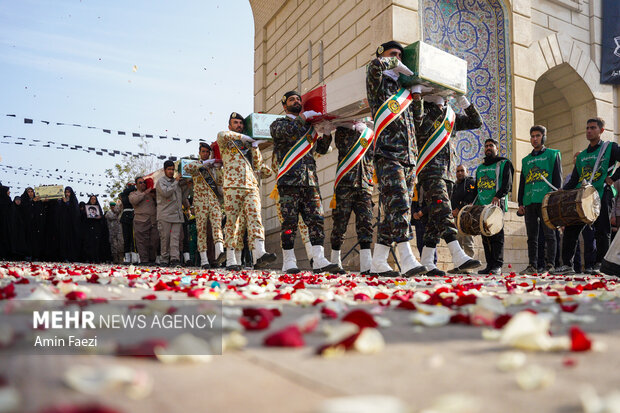 آئین استقبال از شهدای گمنام در شیراز