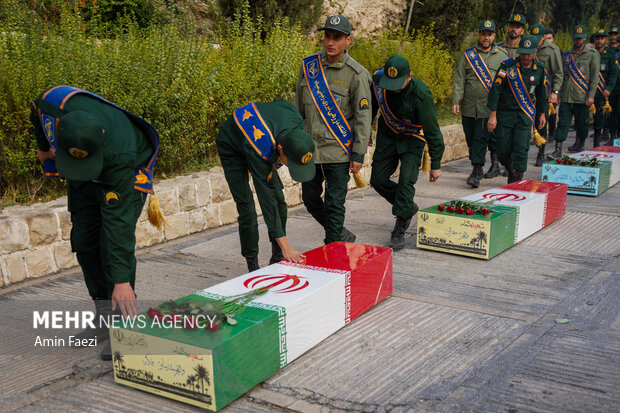 آئین استقبال از شهدای گمنام در شیراز