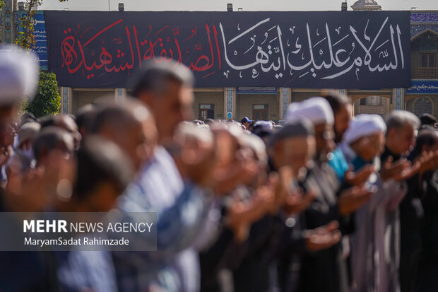 اقامه نماز باران در حرم شاهچراغ (ع)