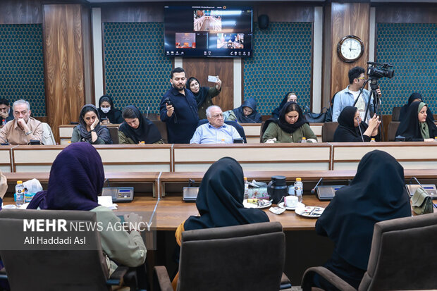 نشست خبری وزیر میراث فرهنگی، صنایع دستی و گردشگری