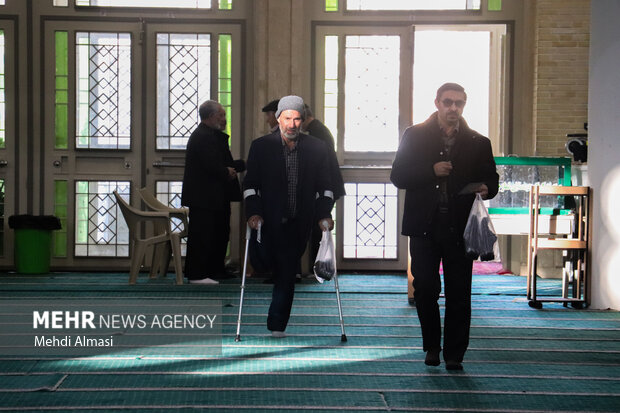 نماز باران در مصلی زنجان