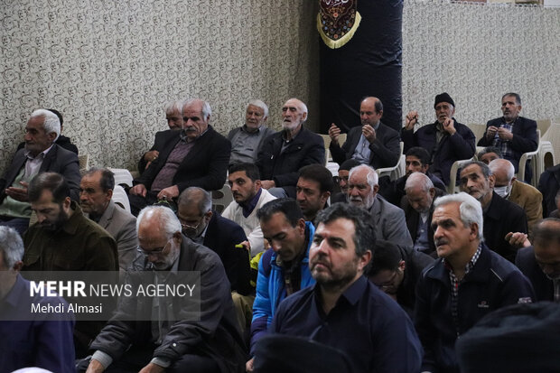 نماز باران در مصلی زنجان