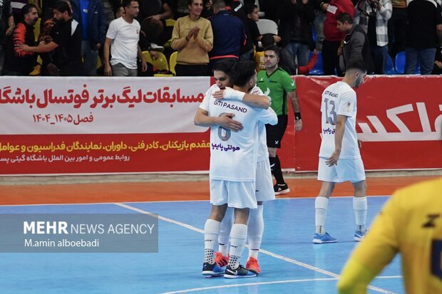 گیتی پسند - فولاد زرند