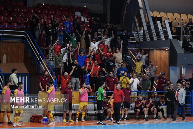 گیتی پسند - فولاد زرند