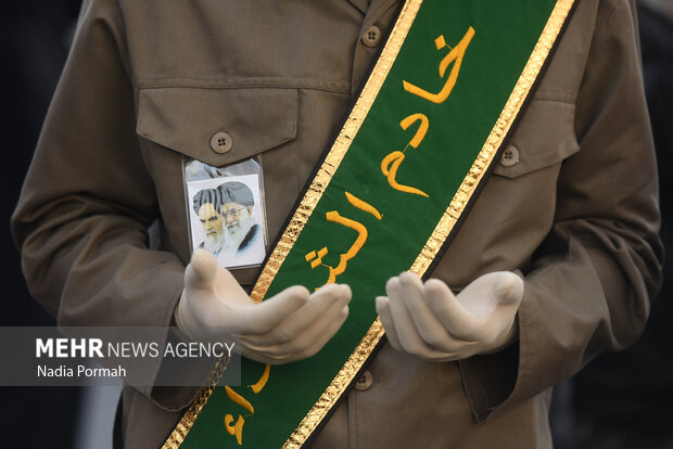 استقبال از ۱۰ شهید گمنام در کرج