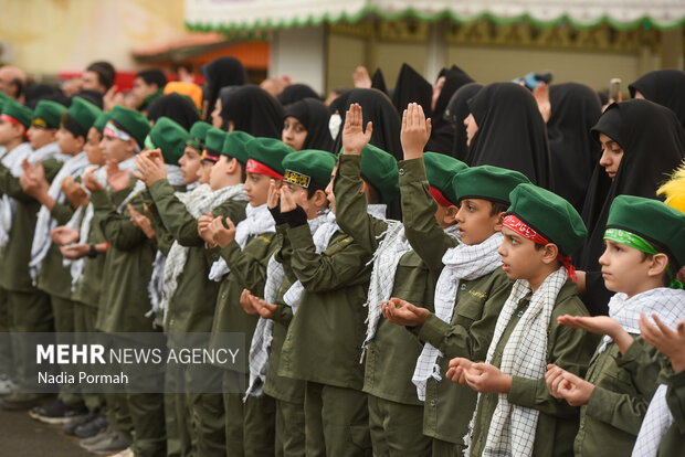 استقبال از ۱۰ شهید گمنام در کرج