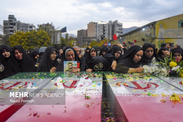 استقبال از ۱۰ شهید گمنام در کرج