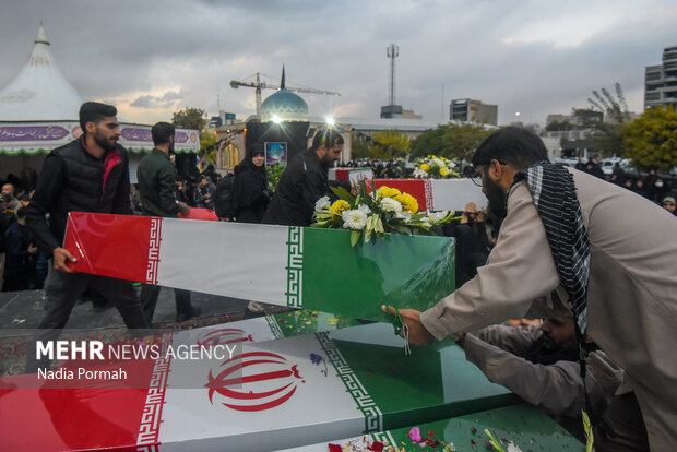 استقبال از ۱۰ شهید گمنام در کرج