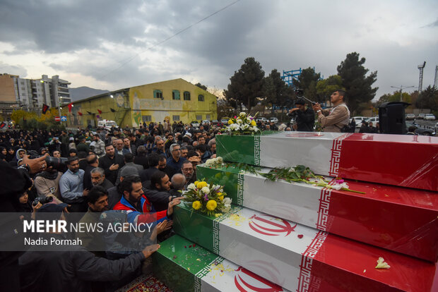 استقبال از ۱۰ شهید گمنام در کرج