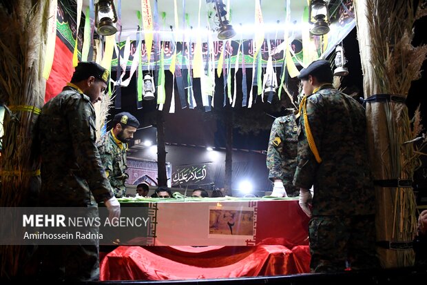 مراسم استقبال از پیکر شهدای گمنام در بیرجند