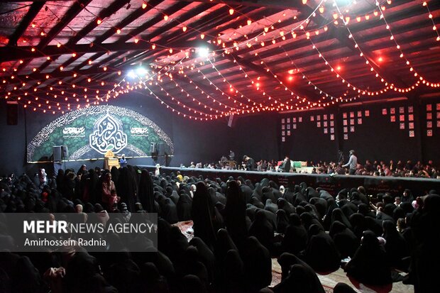 مراسم استقبال از پیکر شهدای گمنام در بیرجند